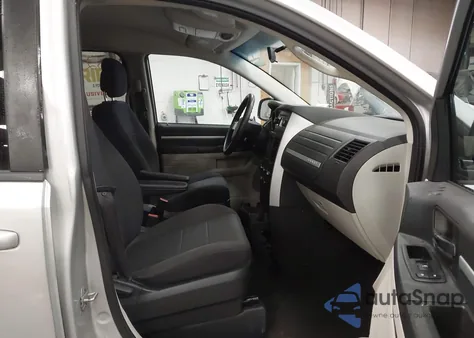 2010 Dodge Grand Caravan Se из США, поврежденный, VIN 2D4RN4DE9AR284048